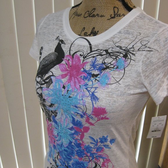 NWT Express white graphic tee t shirt top XS extra small - Picture 2 of 5